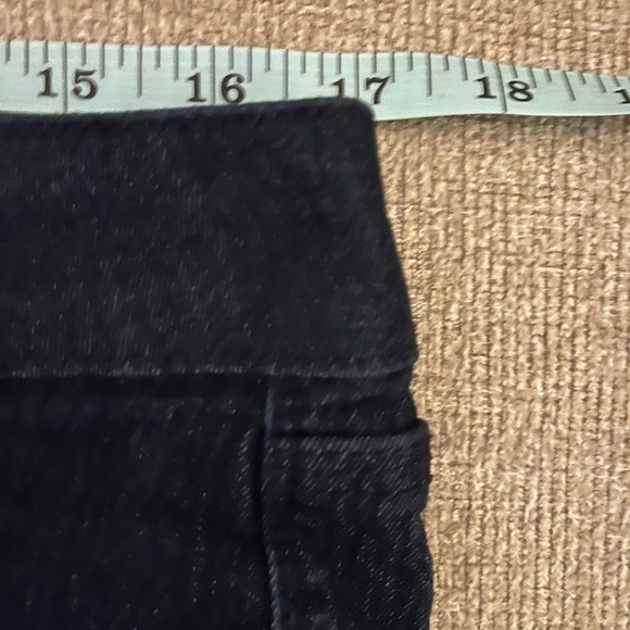 ⚫️TEMP PRICE DROP⚫️Guess Jeans Adrianna Fit Low Rise Skinny Boot Gold Plate Logo - Picture 9 of 12